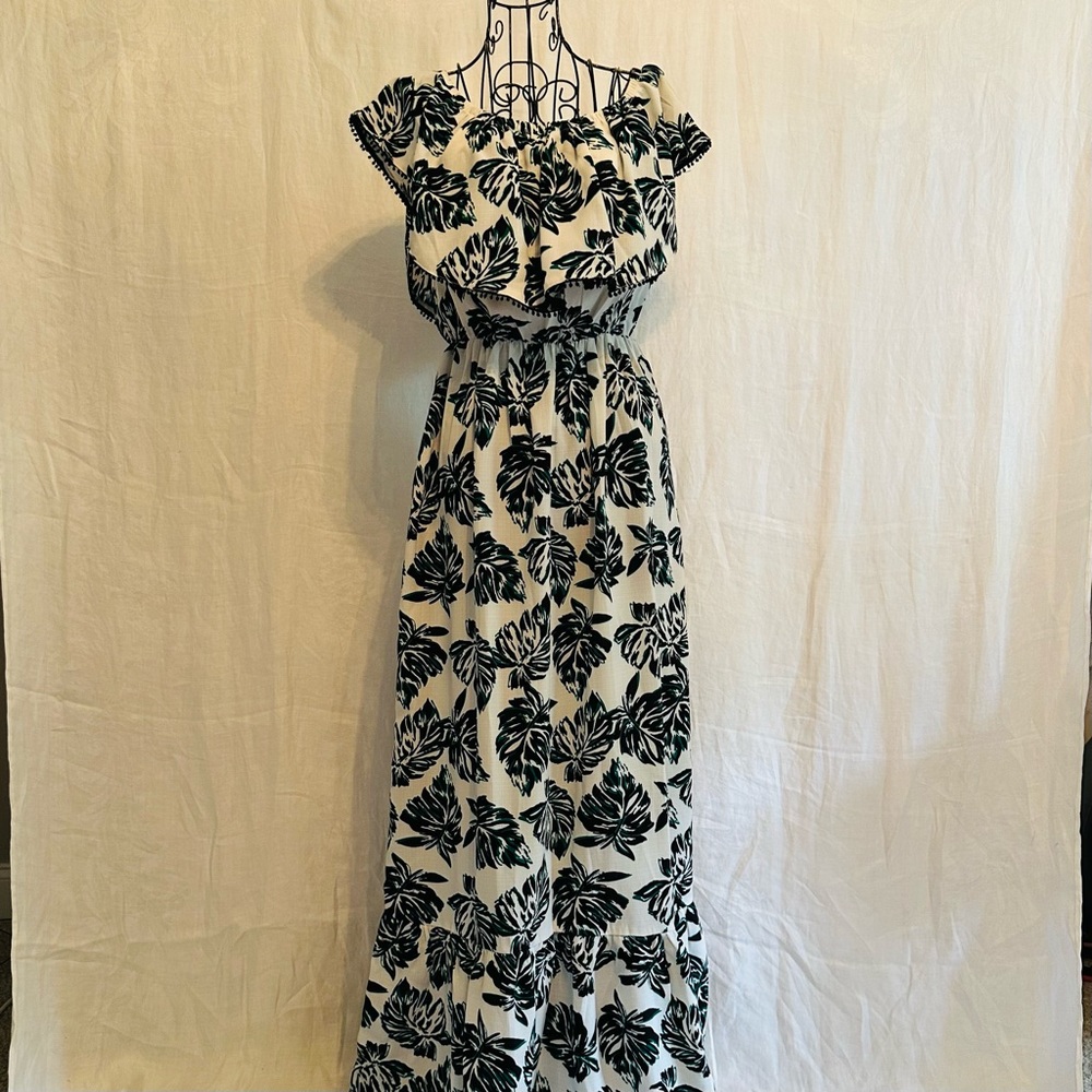Romeo and Juliet Couture Maxi dress, small,green and black botanical on white